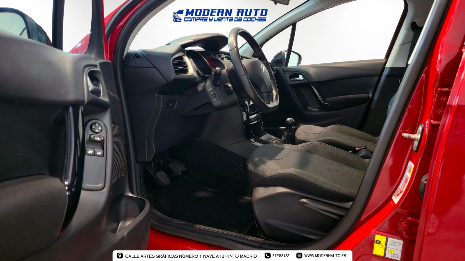 
								Citroën C3 Puretech Live Edition lleno									