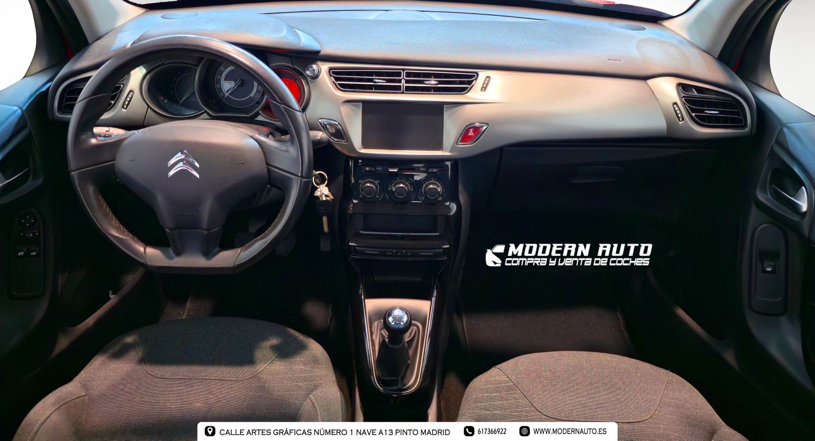 
								Citroën C3 Puretech Live Edition lleno									