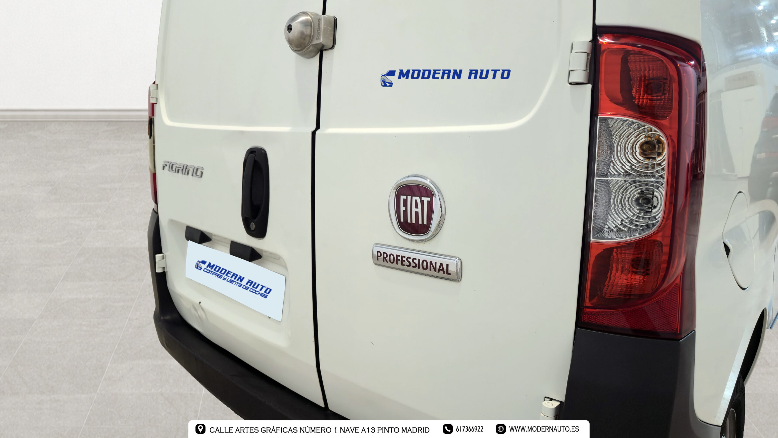 
								Fiat Fiorino lleno									