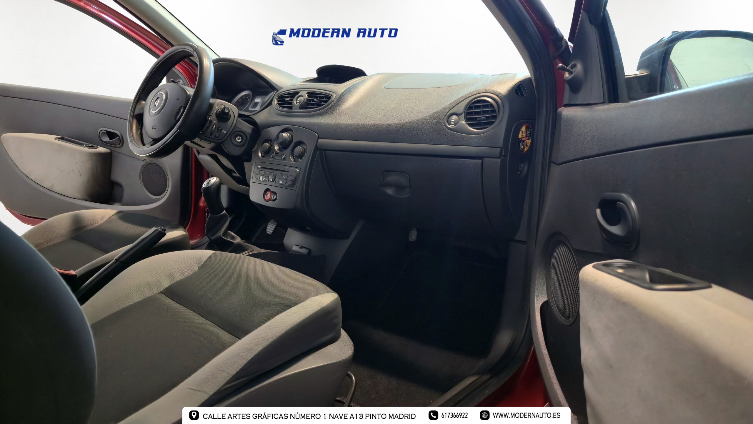 
								Renault Clio Expression lleno									