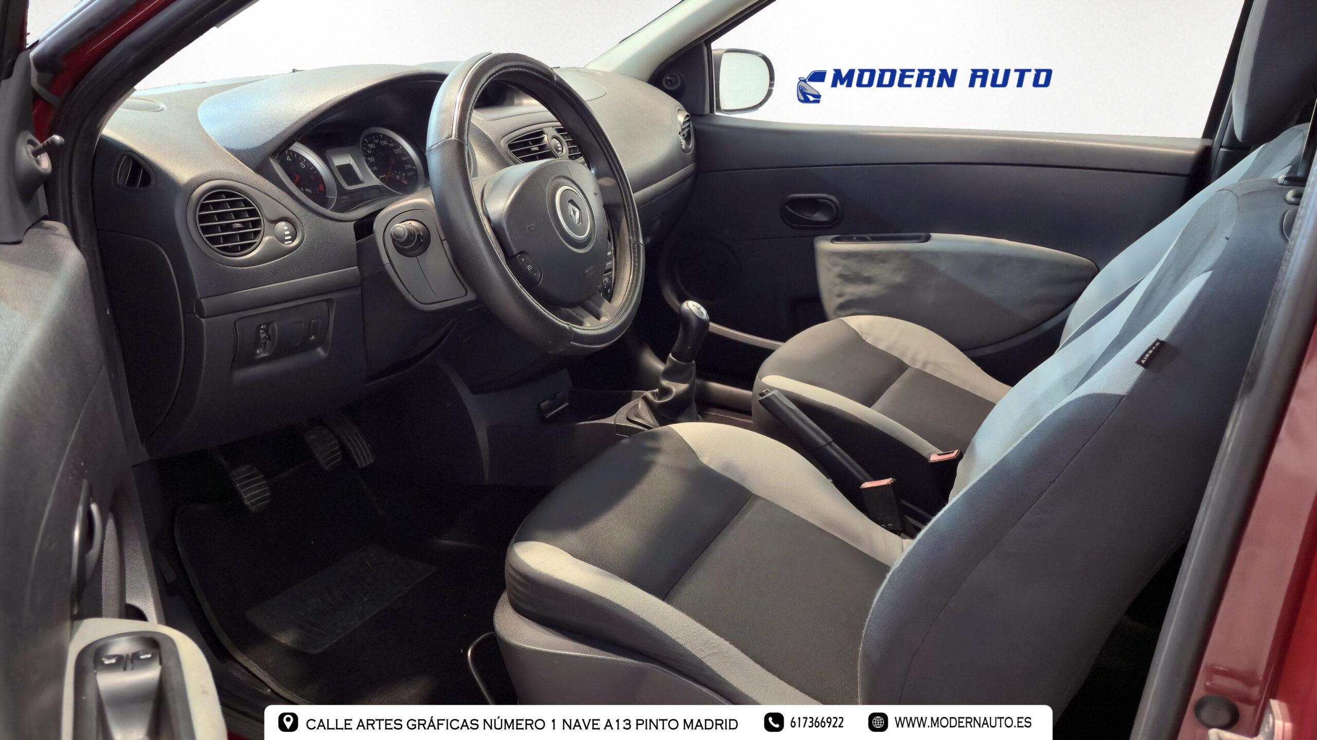 
								Renault Clio Expression lleno									