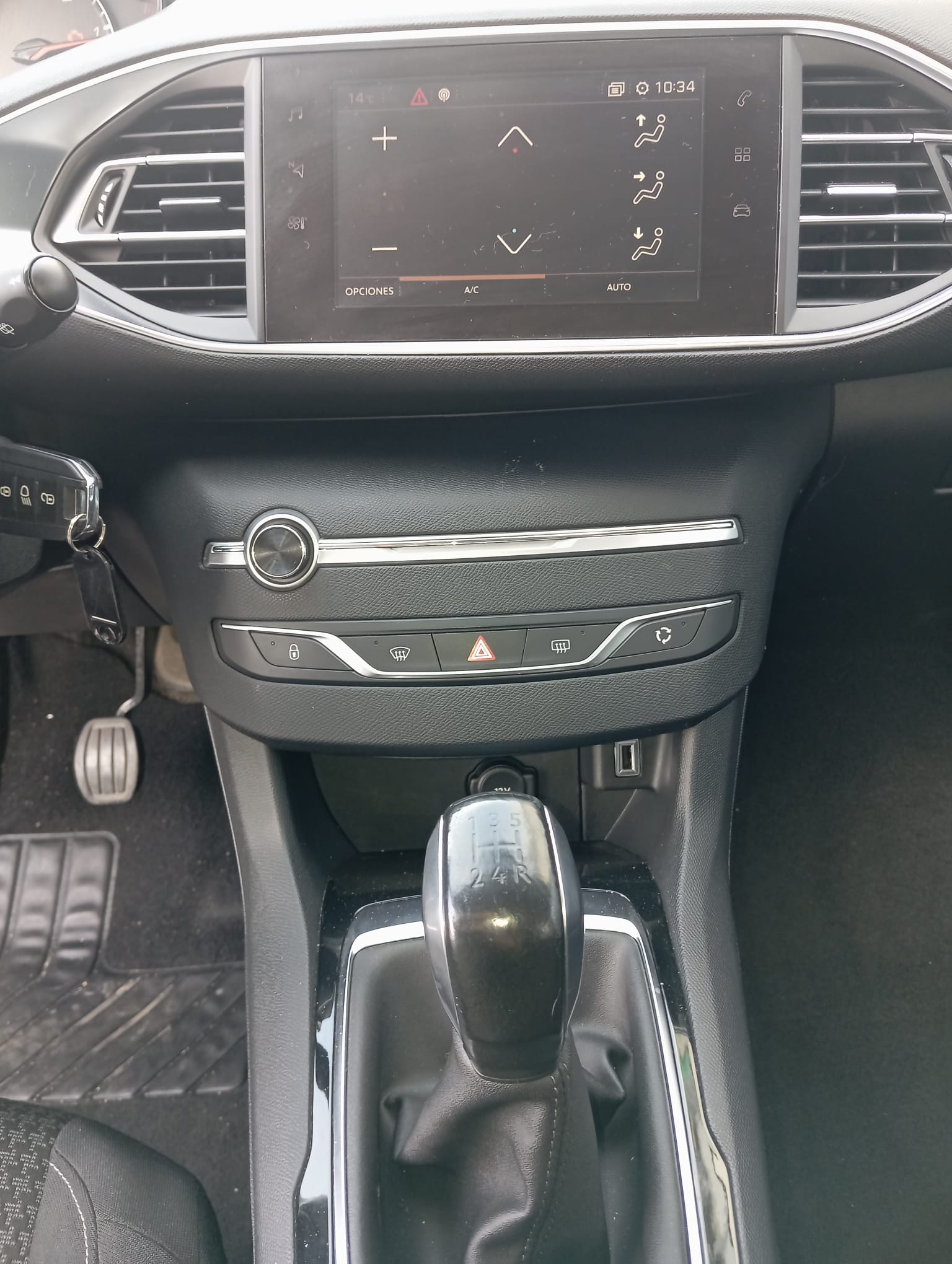 
								PEUGEOT 308 BUSINESS 1.6 HDI lleno									