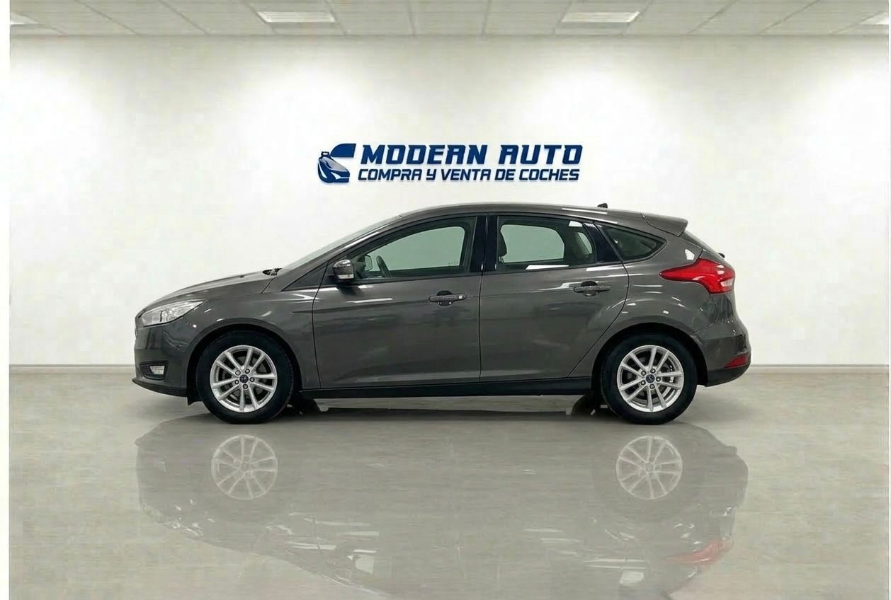 
								FORD FOCUS DYB 1.0 lleno									