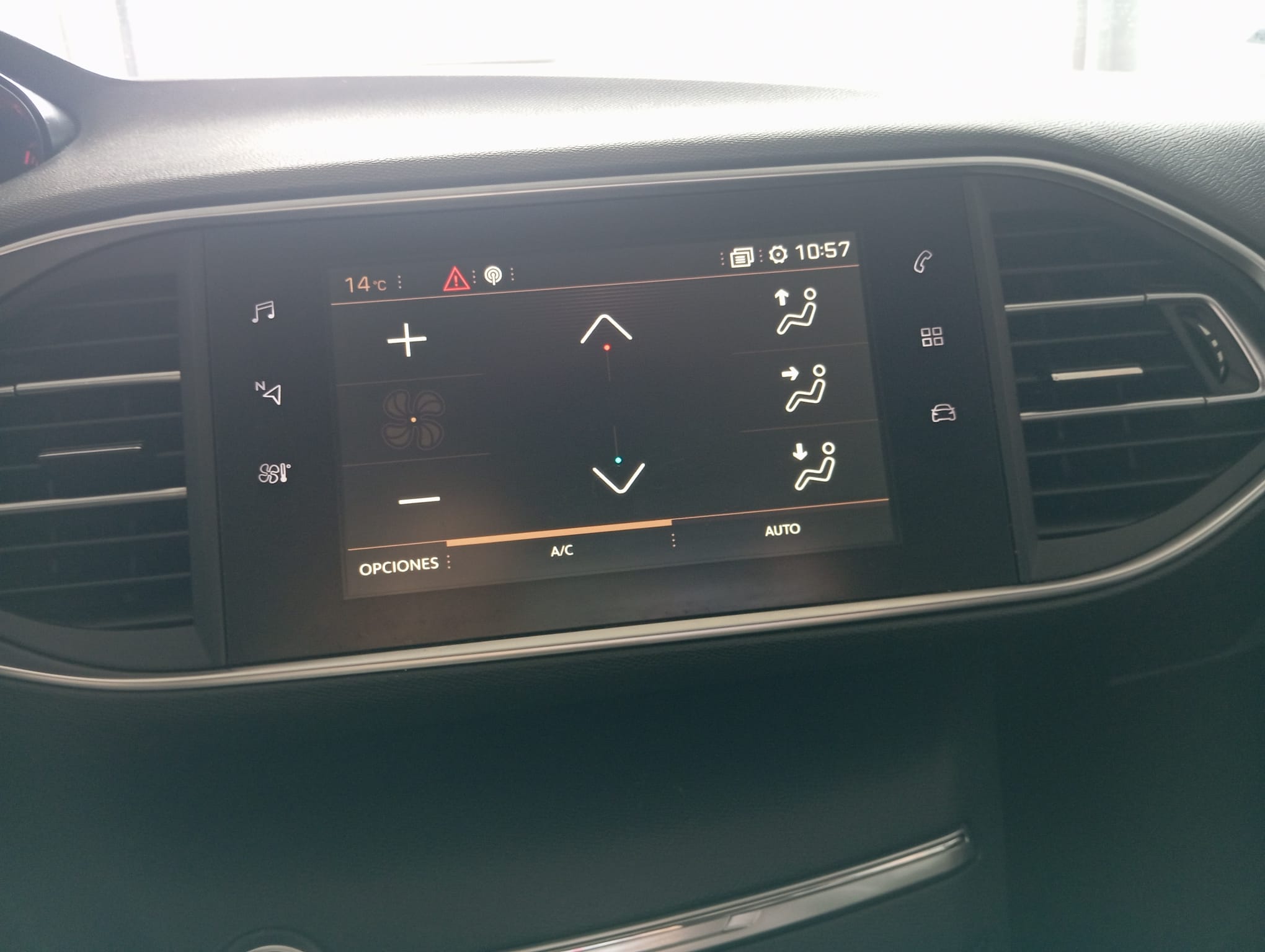 
								PEUGEOT 308 BUSINESS 1.6 HDI lleno									